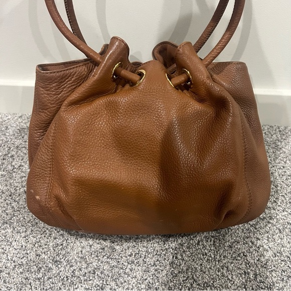 Michael Kors Astor Ring Large Tote Handbag Brown Pebbled Leather Gold Hardware - Picture 3 of 13